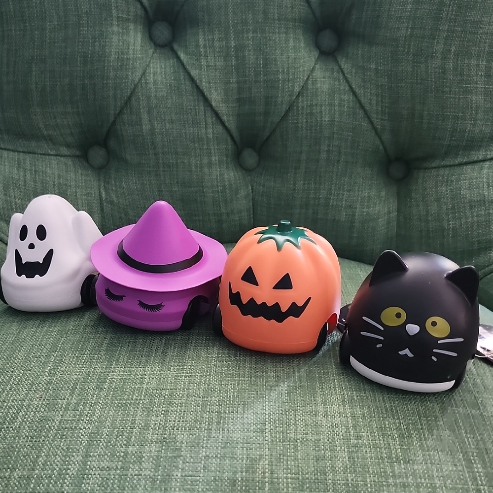 Halloween Themed Mini Vacuum Set
